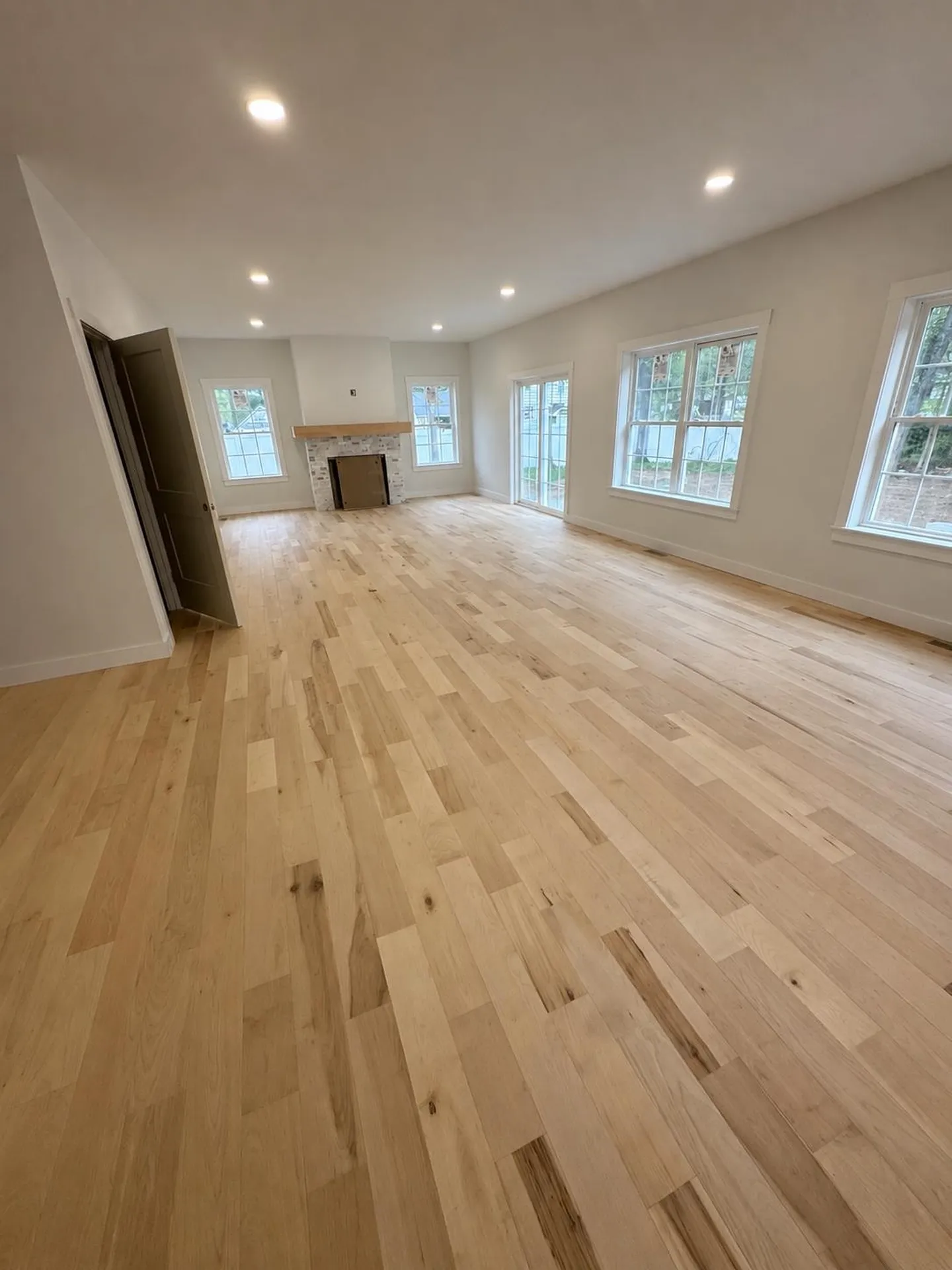 144 South Mast Street Goffstown NH 03045