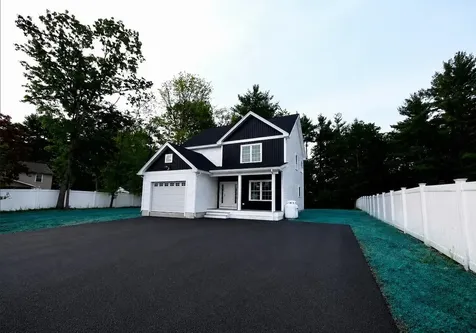144 South Mast Street Goffstown NH 03045