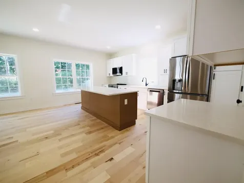 144 South Mast Street Goffstown NH 03045