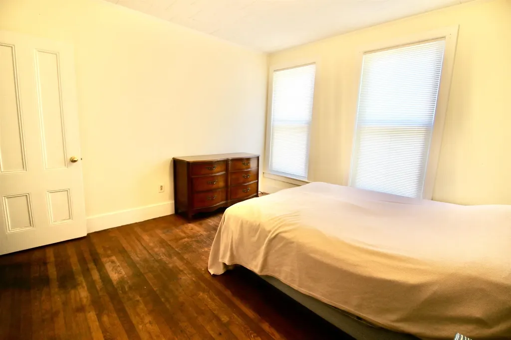 22 Maple Street Somersworth NH 03878
