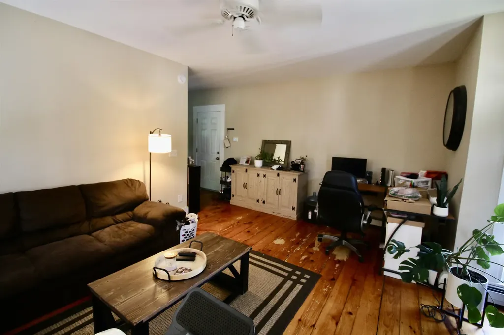 22 Maple Street Somersworth NH 03878