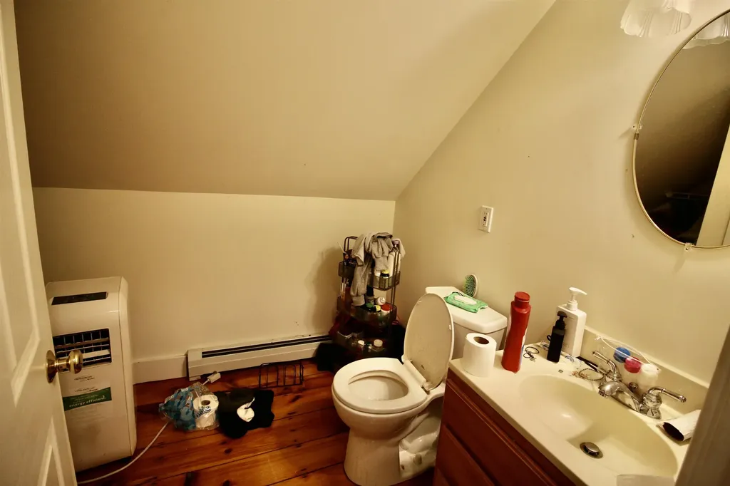 22 Maple Street Somersworth NH 03878