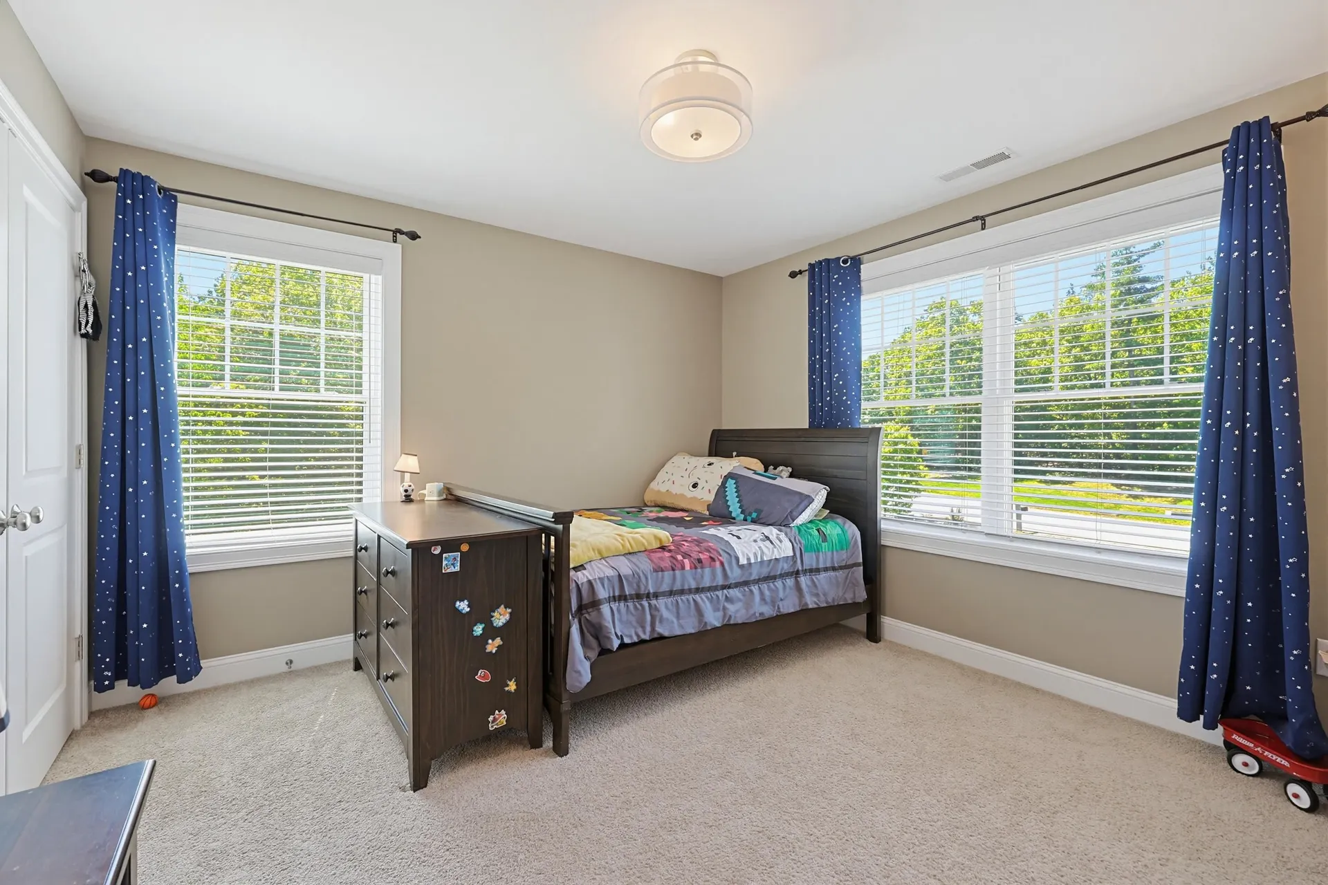 29 Aspen Drive Pelham NH 03076