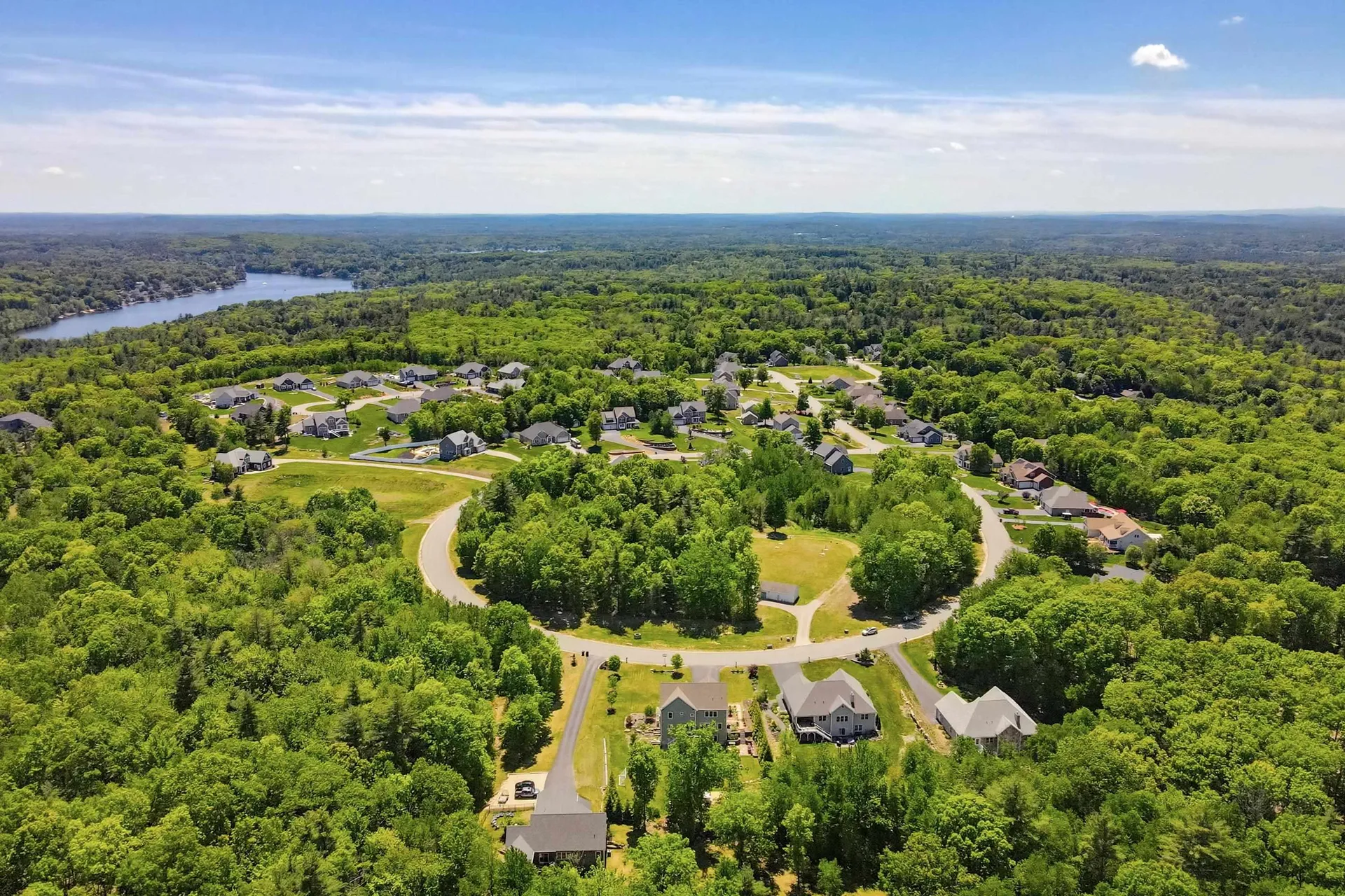 29 Aspen Drive Pelham NH 03076