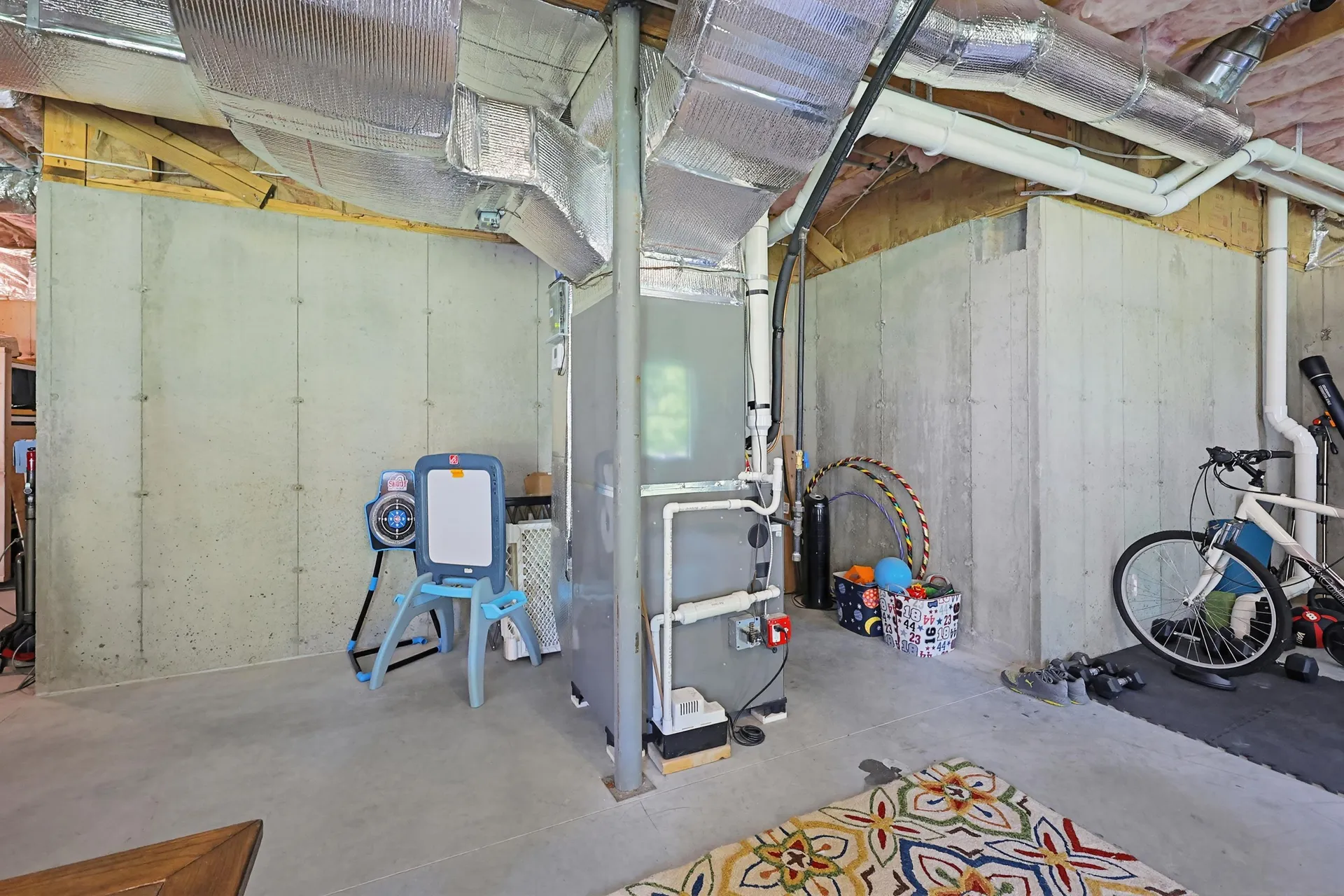 29 Aspen Drive Pelham NH 03076