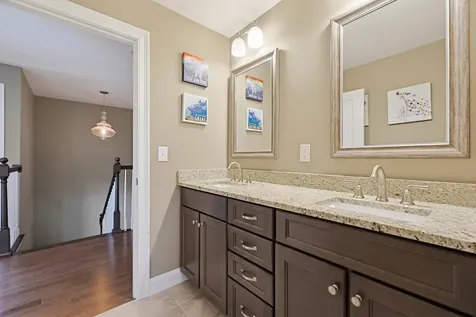 29 Aspen Drive Pelham NH 03076