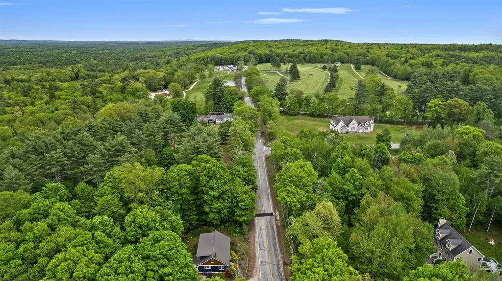 164 Stagecoach Road Barrington NH 03825