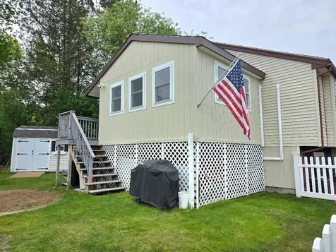 6 L Matthew Drive Derry NH 03038