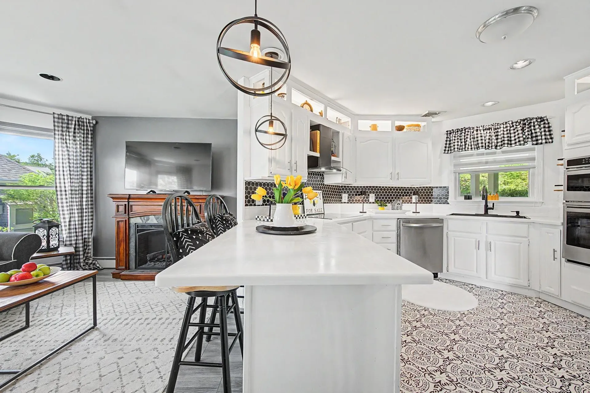 21 Wintercroft Circle Grantham NH 03781