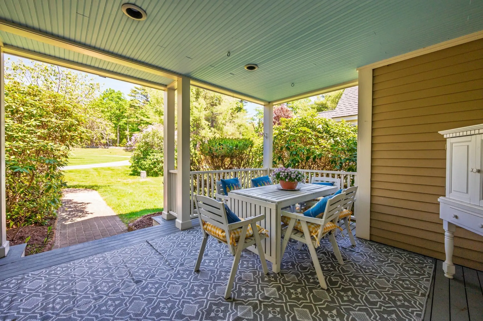 21 Wintercroft Circle Grantham NH 03781