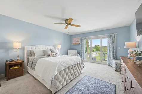 21 Wintercroft Circle Grantham NH 03781