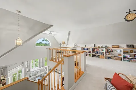 21 Wintercroft Circle Grantham NH 03781