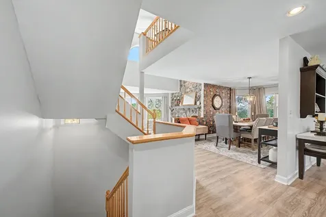 21 Wintercroft Circle Grantham NH 03781
