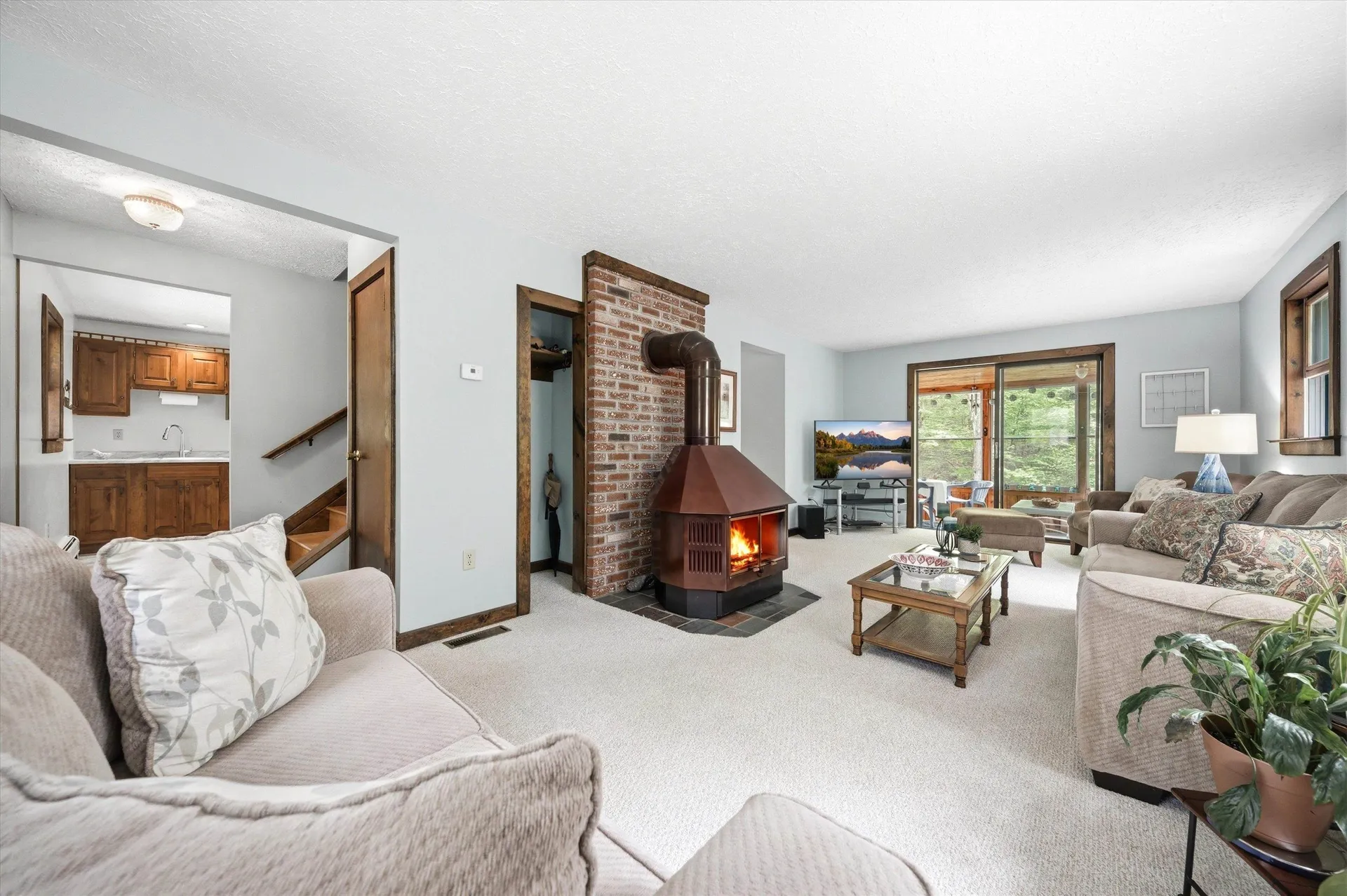 199 Oak Hill Road Francestown NH 03043