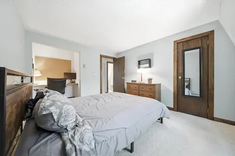 199 Oak Hill Road Francestown NH 03043
