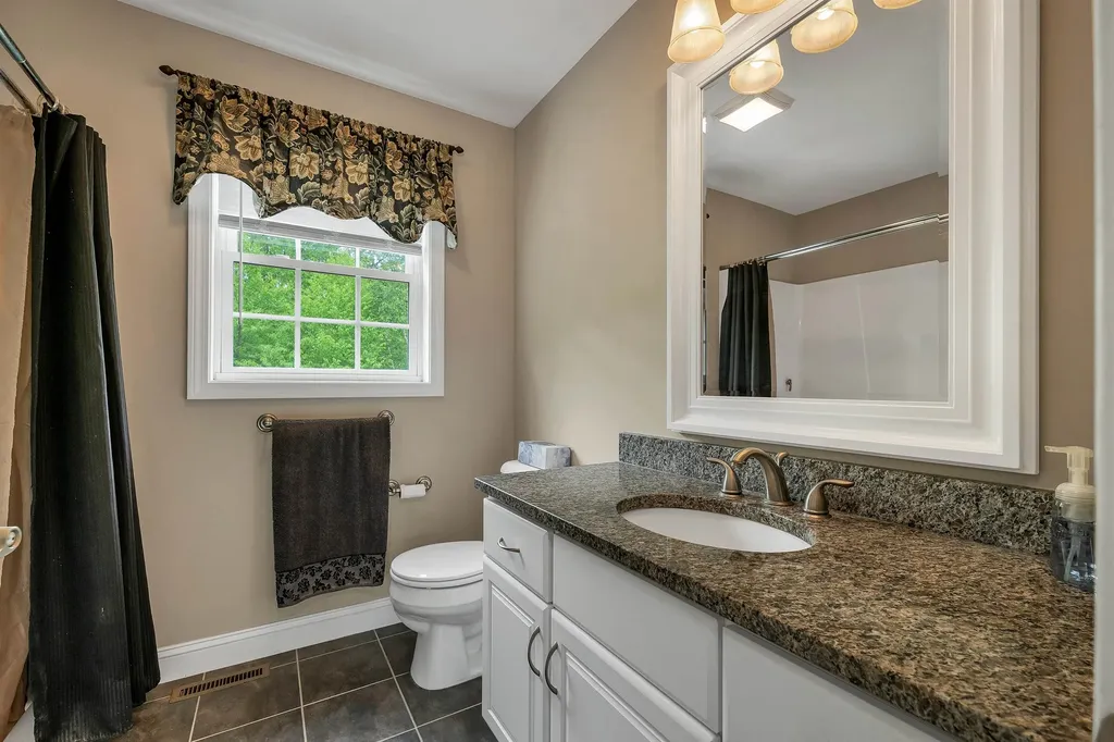 25 Penacook Road Sandown NH 03873