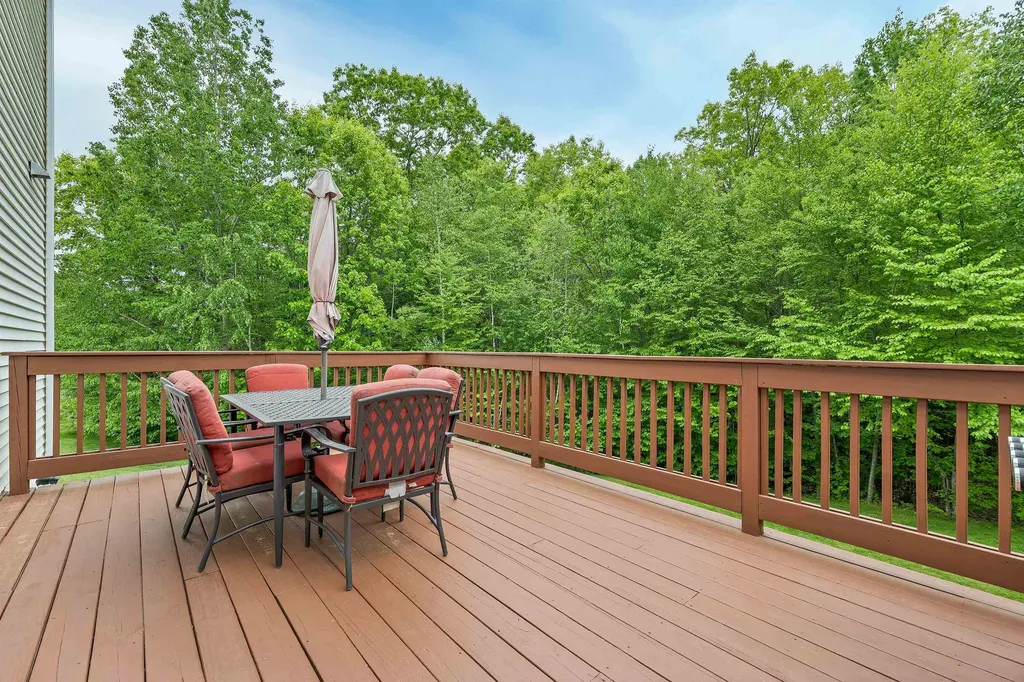 25 Penacook Road Sandown NH 03873