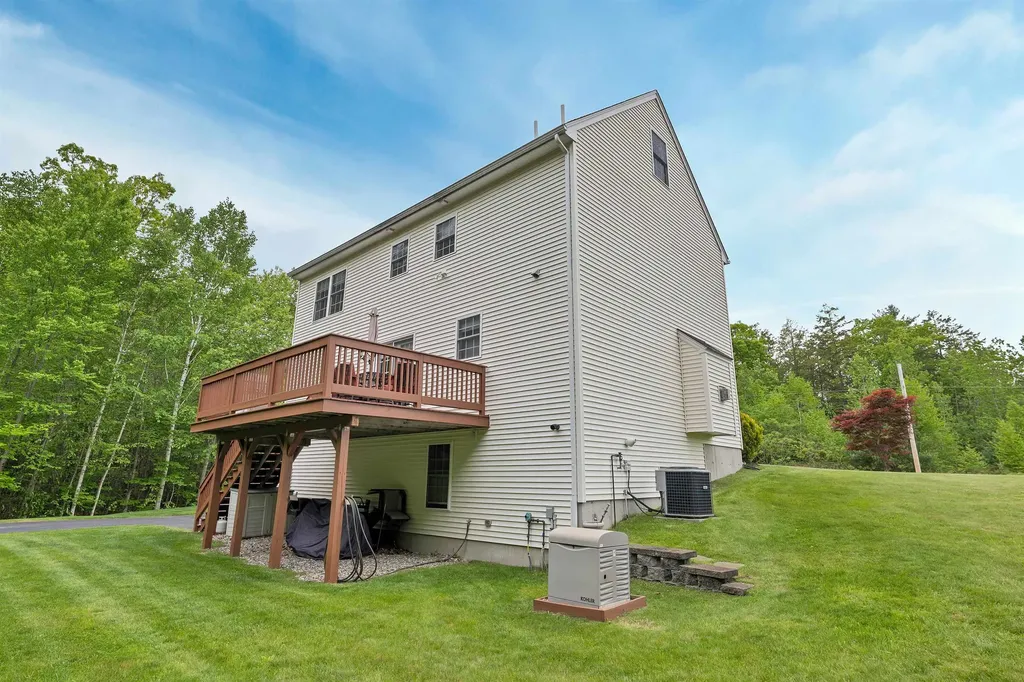 25 Penacook Road Sandown NH 03873