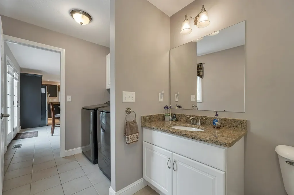25 Penacook Road Sandown NH 03873