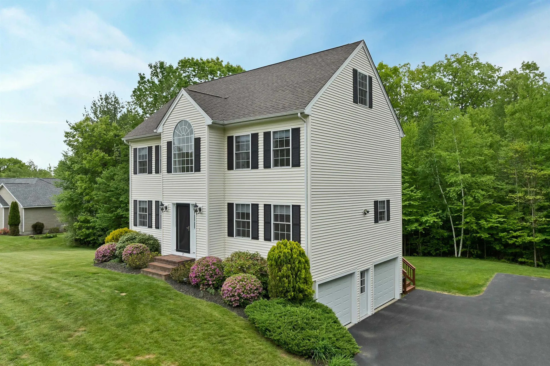 25 Penacook Road Sandown NH 03873