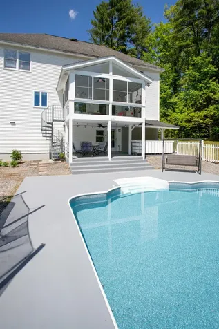15 Kelso Drive Bow NH 03304