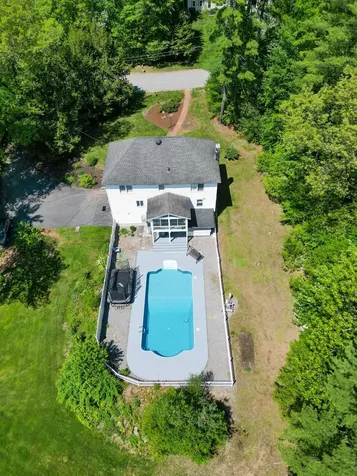 15 Kelso Drive Bow NH 03304