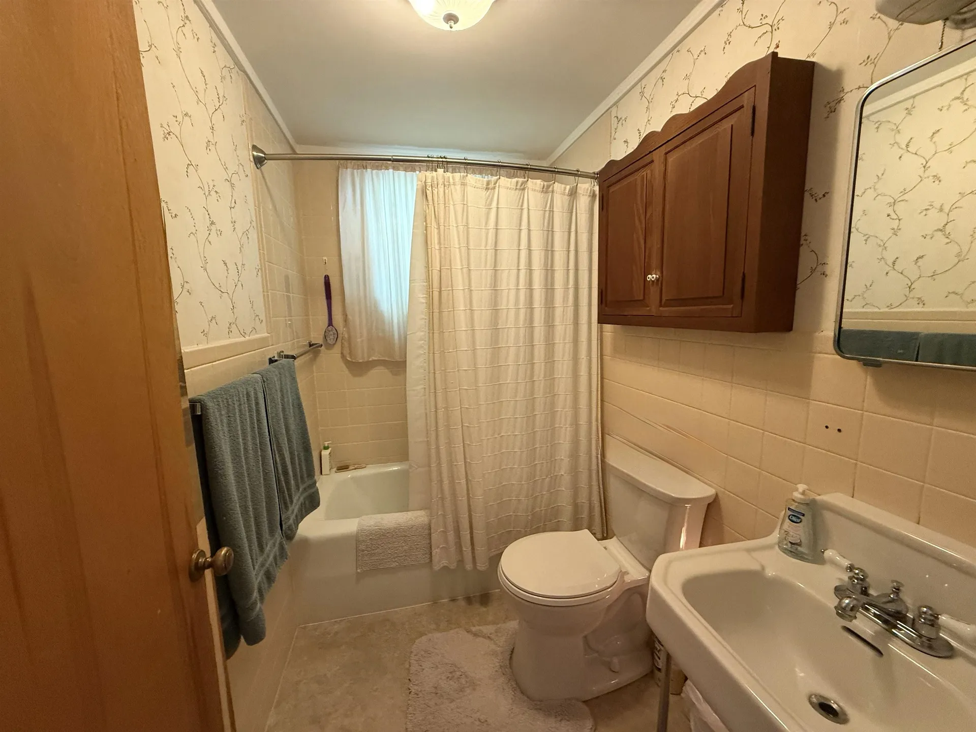 43 Clark Avenue Laconia NH 03246