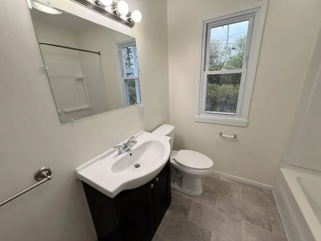 15 Woodbury Lane Bedford NH 03110