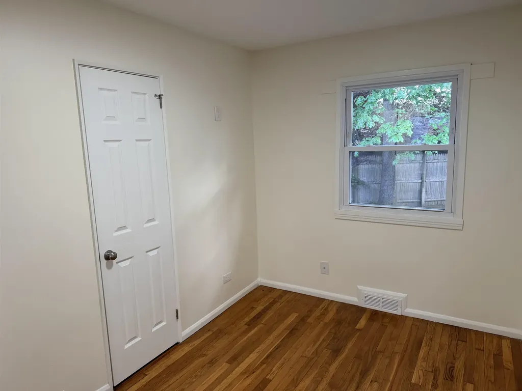 15 Woodbury Lane Bedford NH 03110