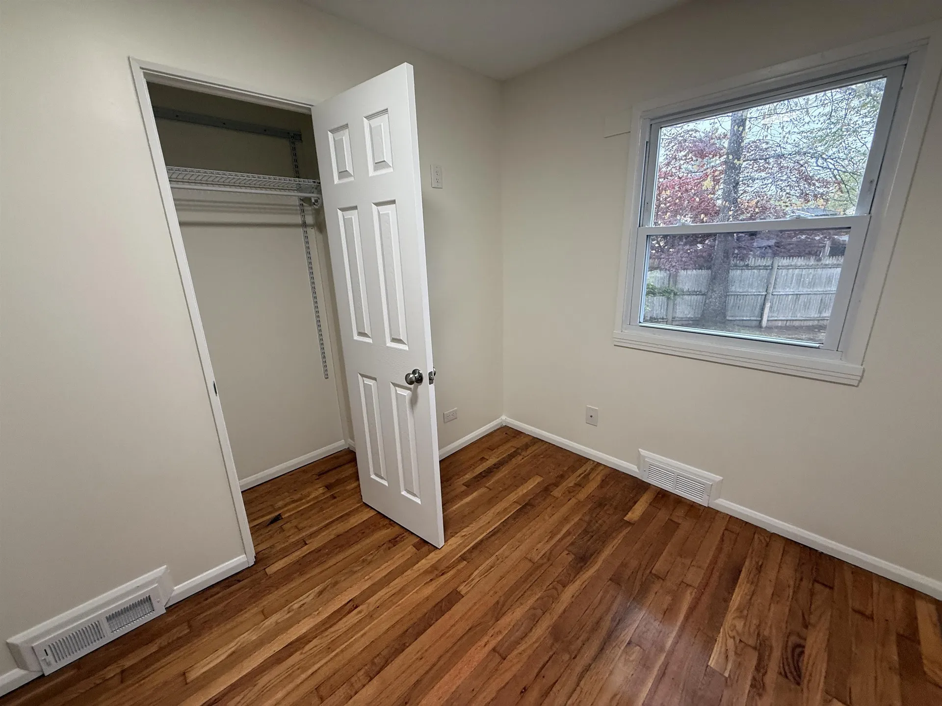 15 Woodbury Lane Bedford NH 03110