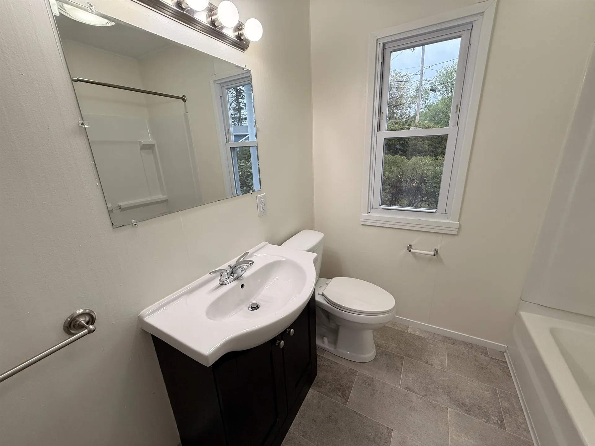 15 Woodbury Lane Bedford NH 03110