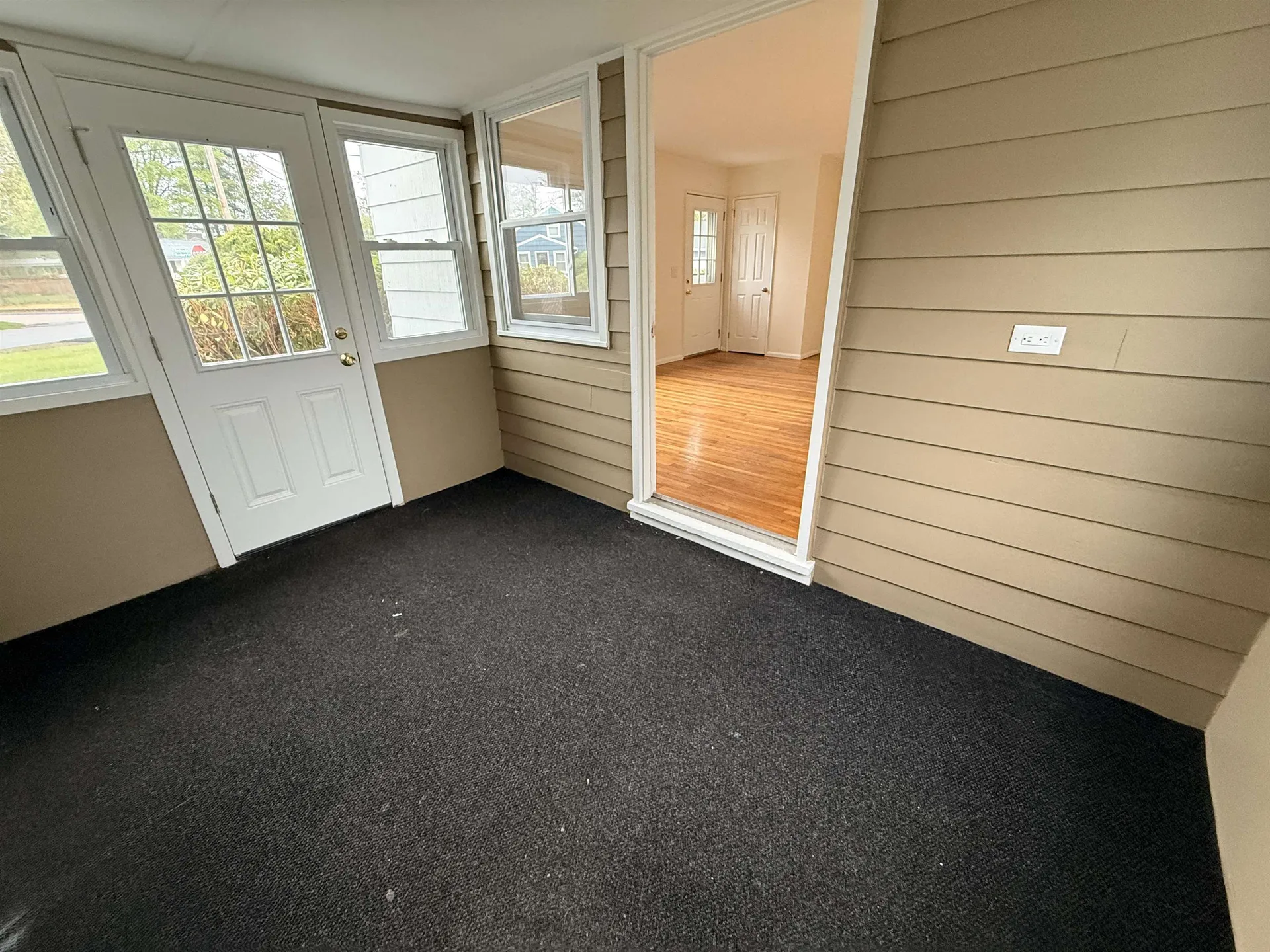 15 Woodbury Lane Bedford NH 03110
