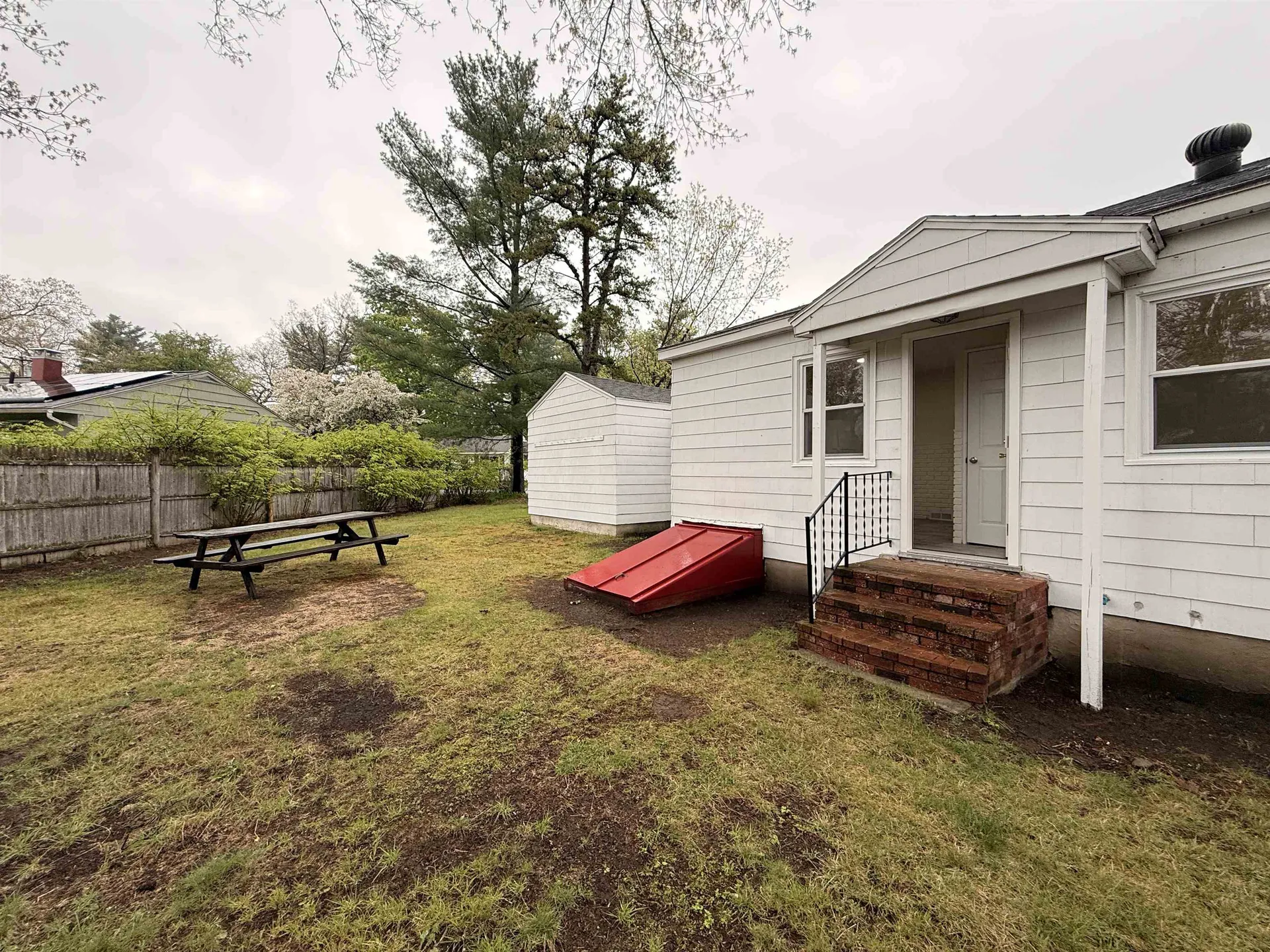 15 Woodbury Lane Bedford NH 03110