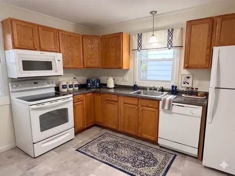 15 Woodbury Lane Bedford NH 03110