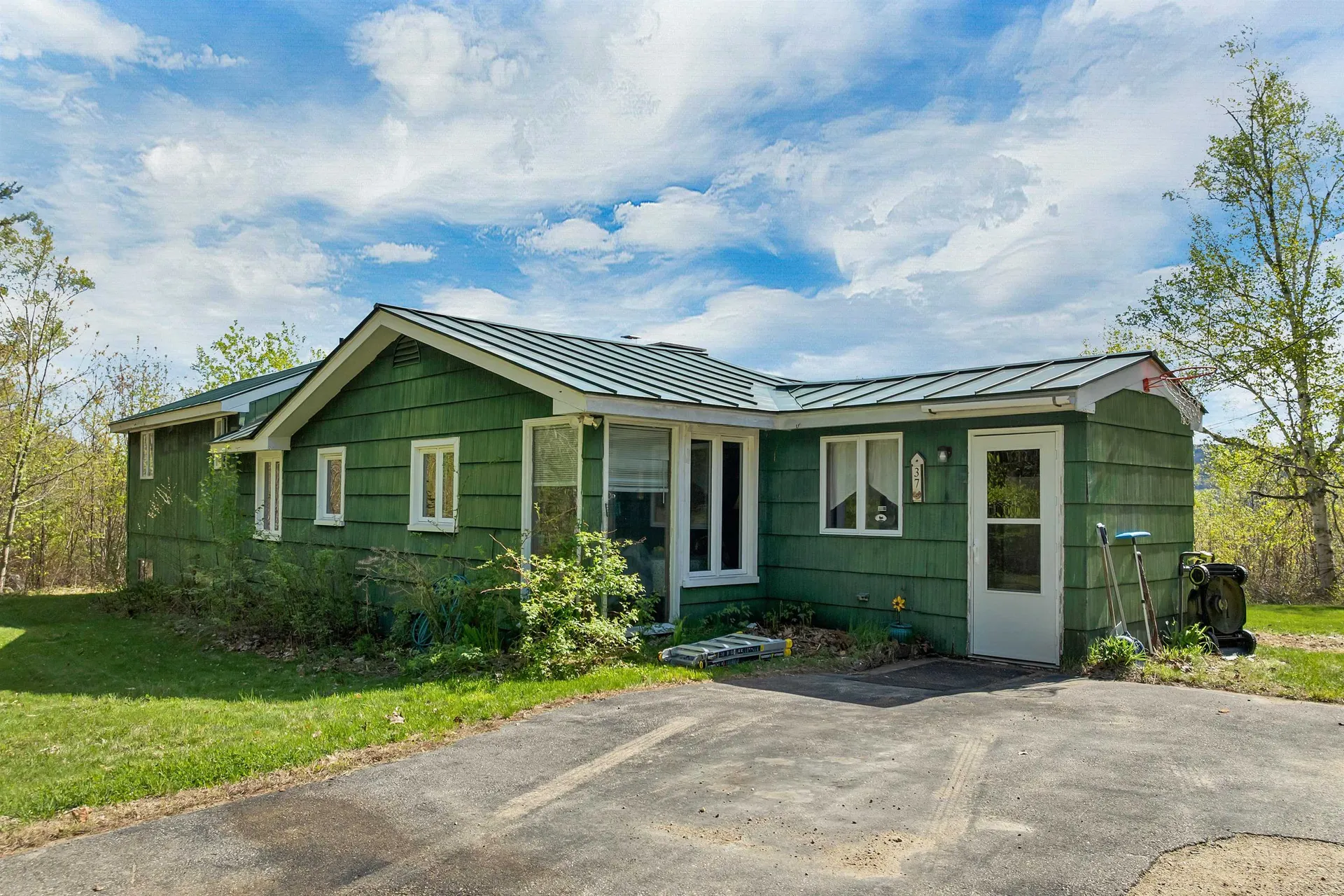 37 Bowman Road Alton NH 03809