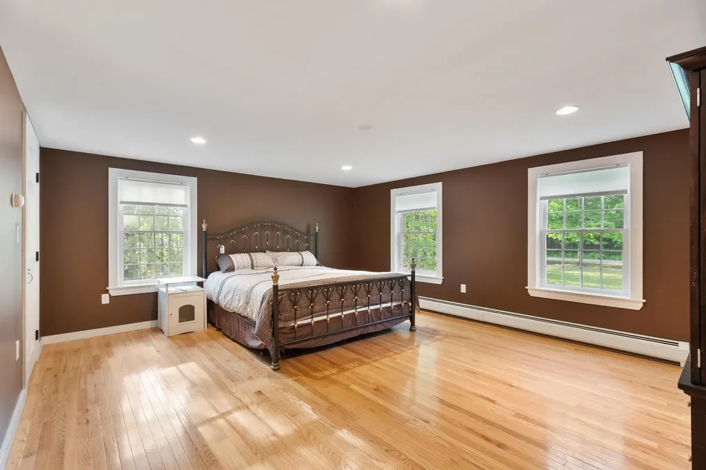 276 South Road Brentwood NH 03833