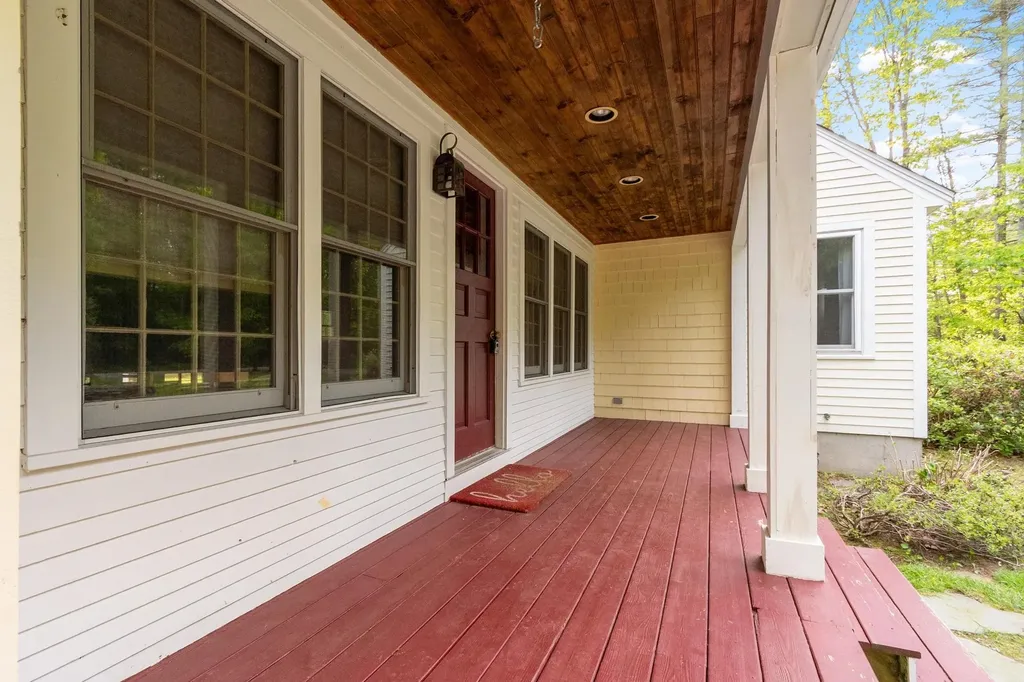 276 South Road Brentwood NH 03833