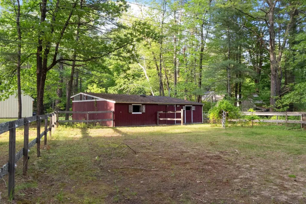 276 South Road Brentwood NH 03833
