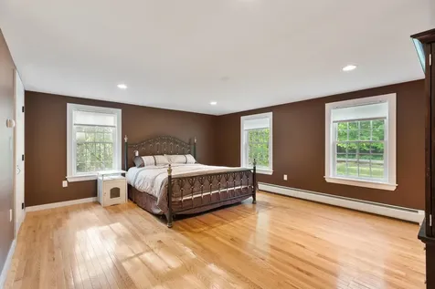 276 South Road Brentwood NH 03833
