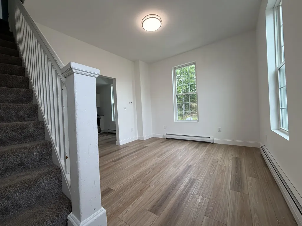 22 Wallace Court Laconia NH 03246