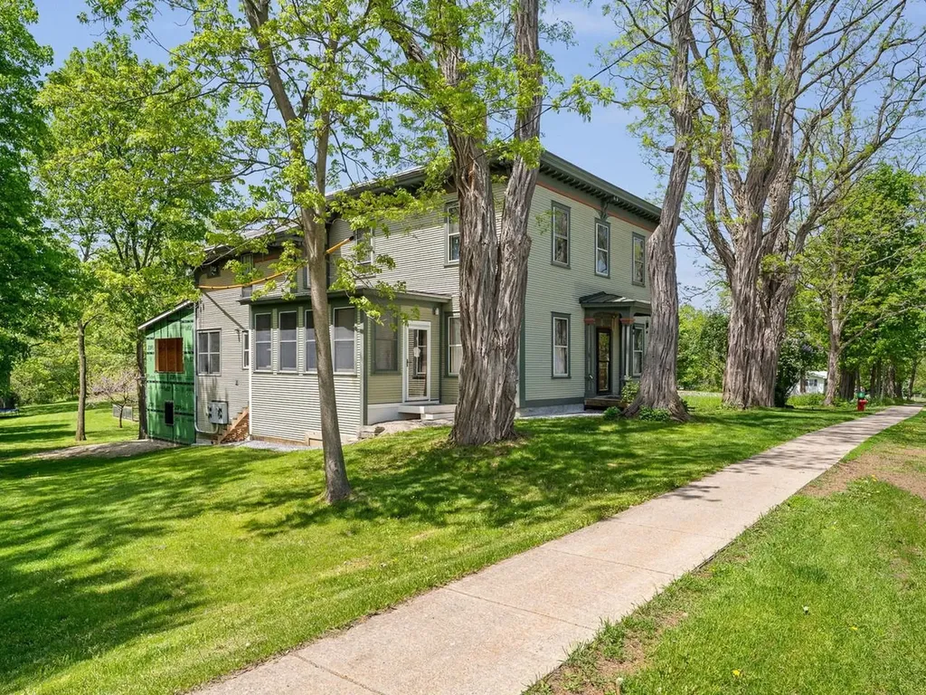 188 Green Street Vergennes VT 05491