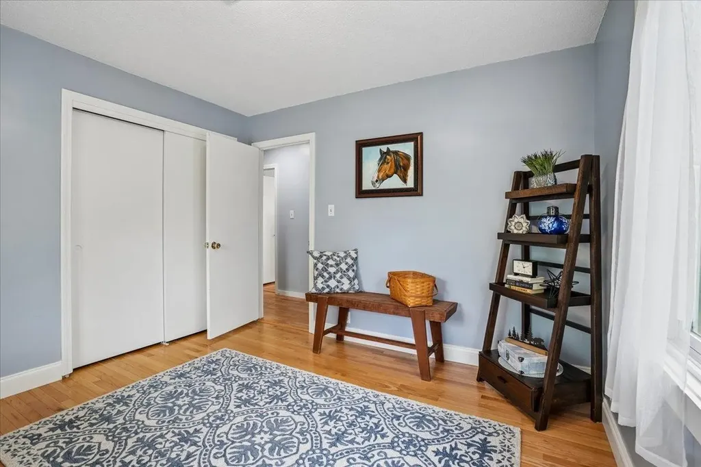 15 Tandy Road Deerfield NH 03037