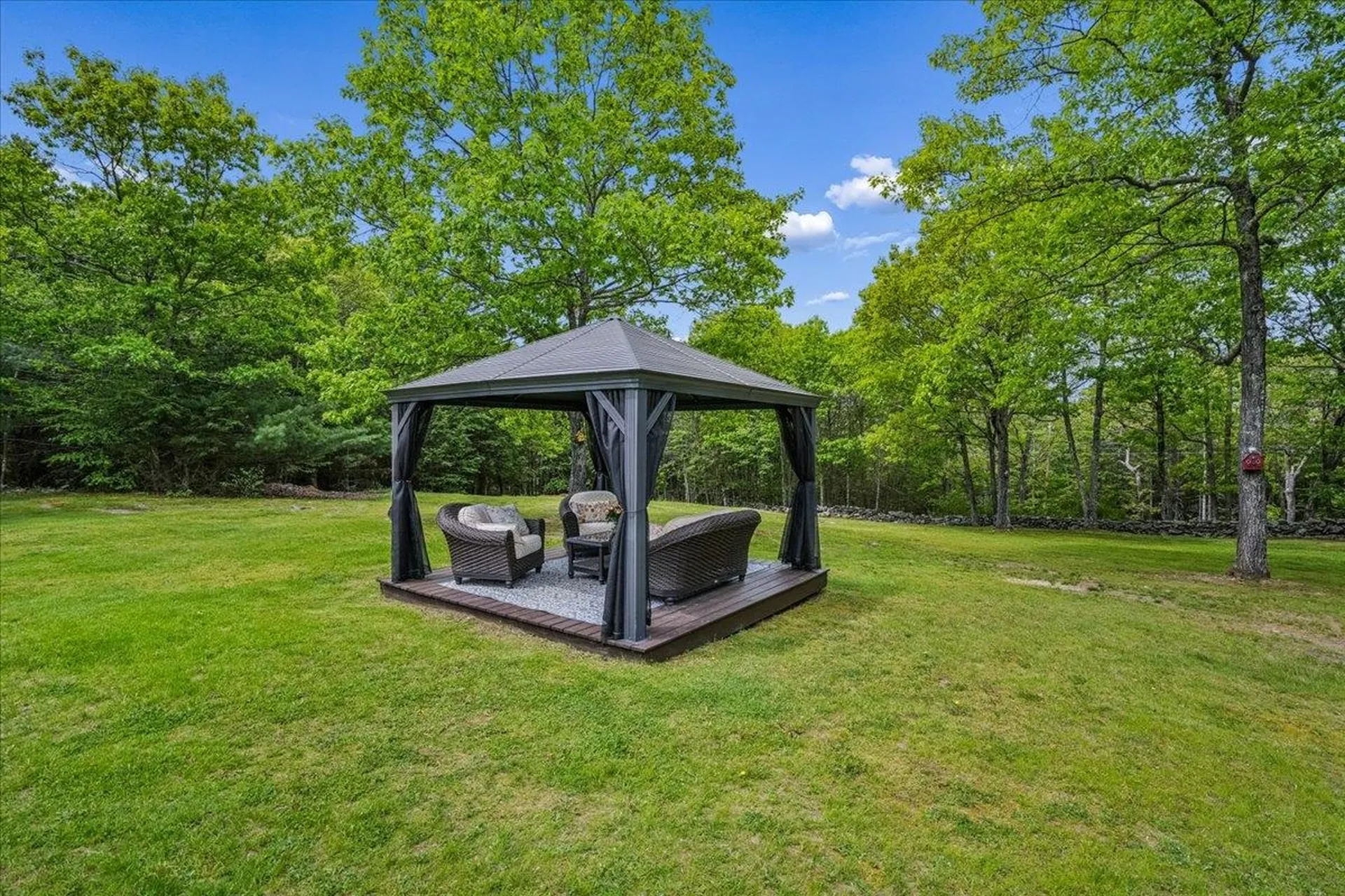 15 Tandy Road Deerfield NH 03037