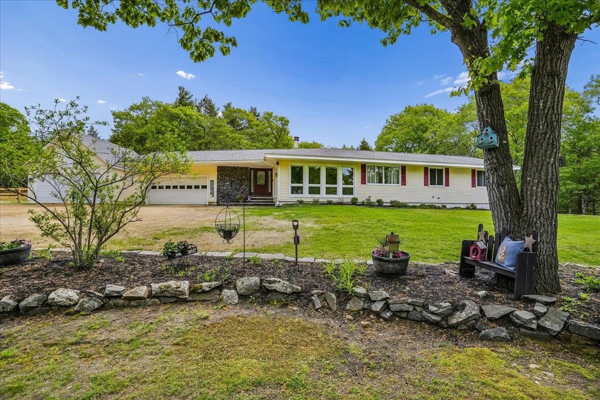 15 Tandy Road Deerfield NH 03037