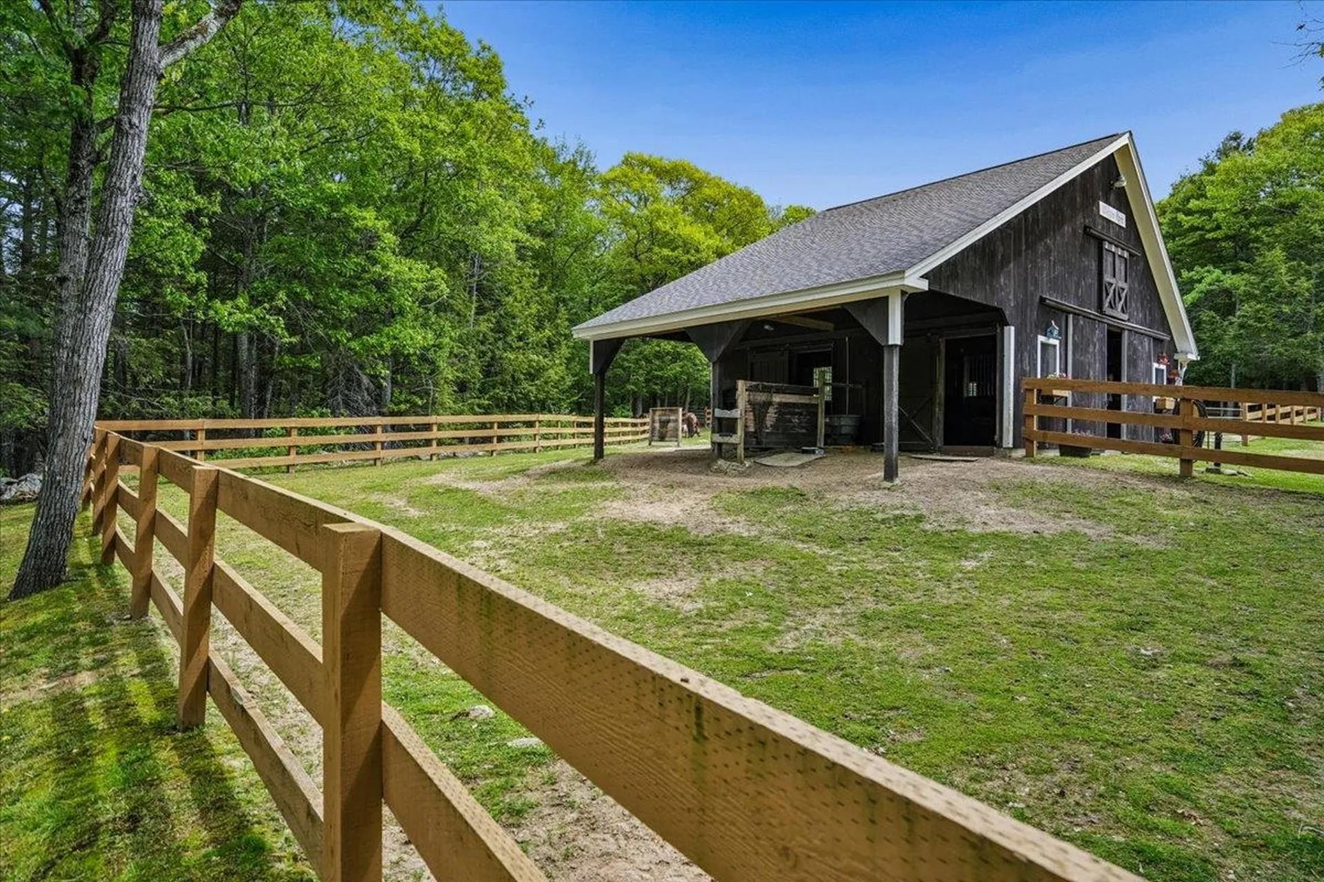 15 Tandy Road Deerfield NH 03037