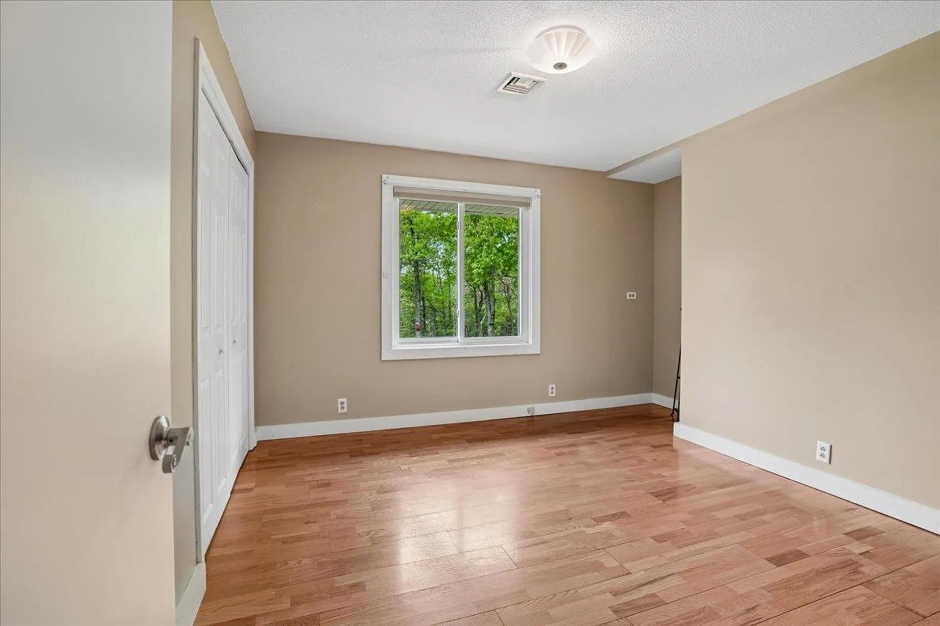 15 Tandy Road Deerfield NH 03037