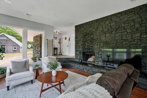 15 Tandy Road Deerfield NH 03037