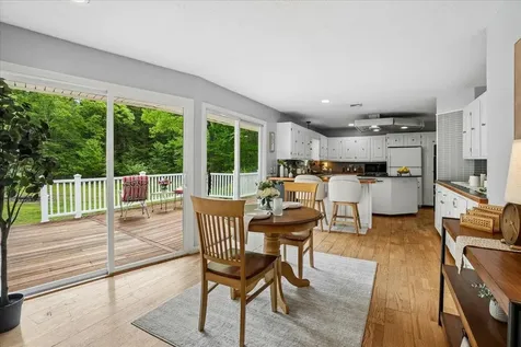15 Tandy Road Deerfield NH 03037
