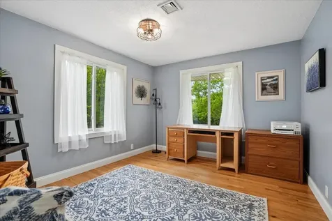 15 Tandy Road Deerfield NH 03037