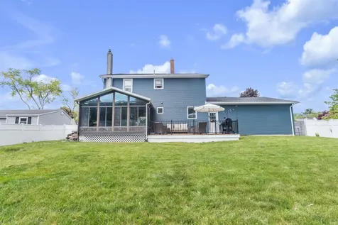 47 Holt Avenue Manchester NH 03109